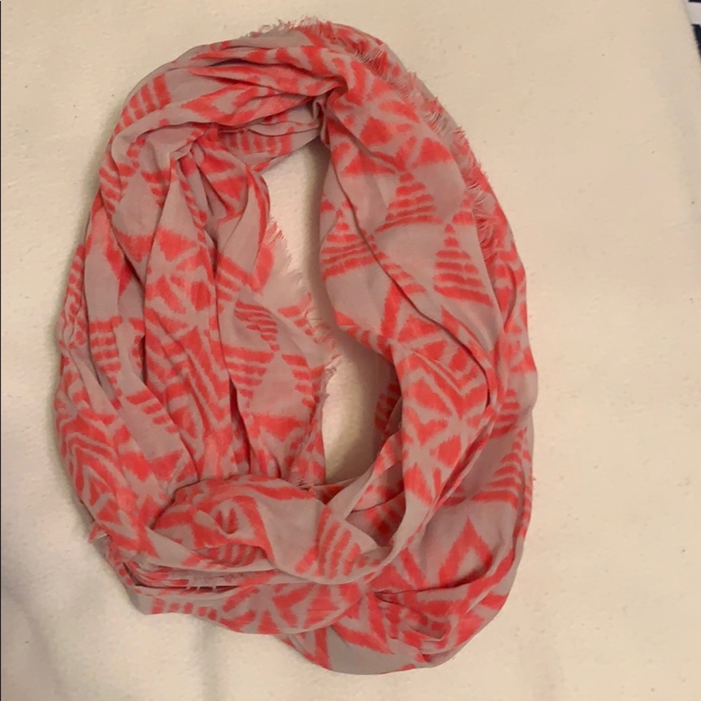 infinity scarf
